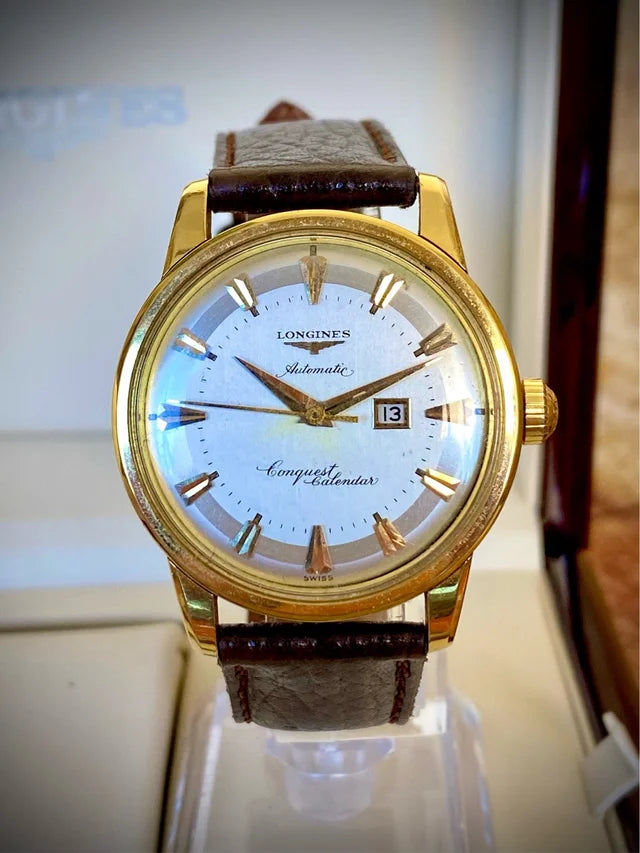 Longines Conquest Calendar en Oro 18K