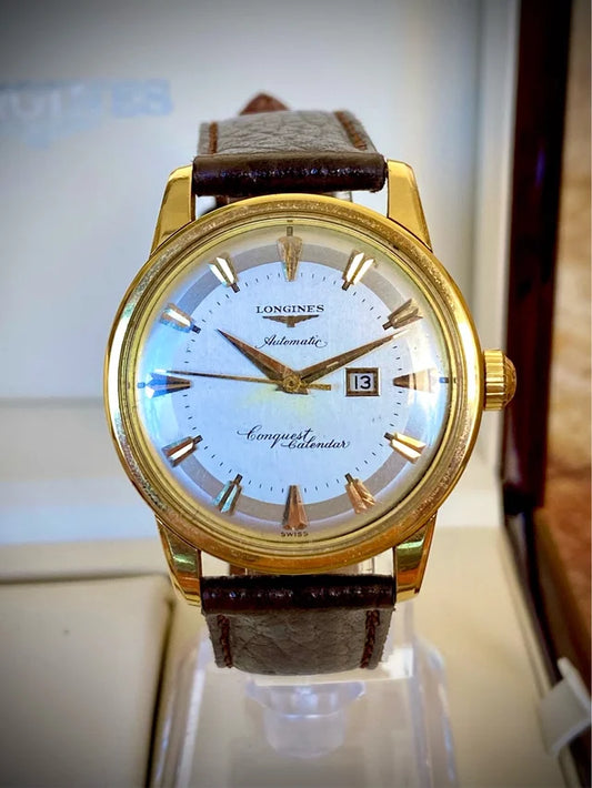 Longines Conquest Calendar en Oro 18K
